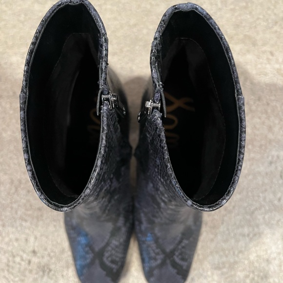 Sam Edelman Codie Square Toe Bootie - Picture 10 of 11